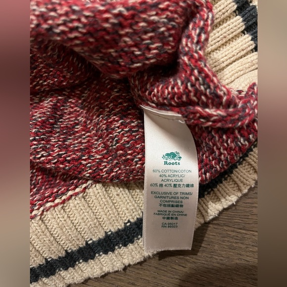 Roots kids junior sweater, almost new condition - Picture 4 of 4